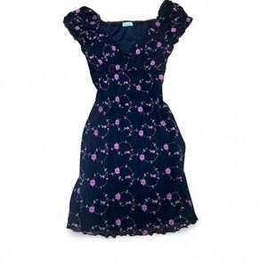 Vintage 2000s Charlotte Russe Floral Embroidered Dress